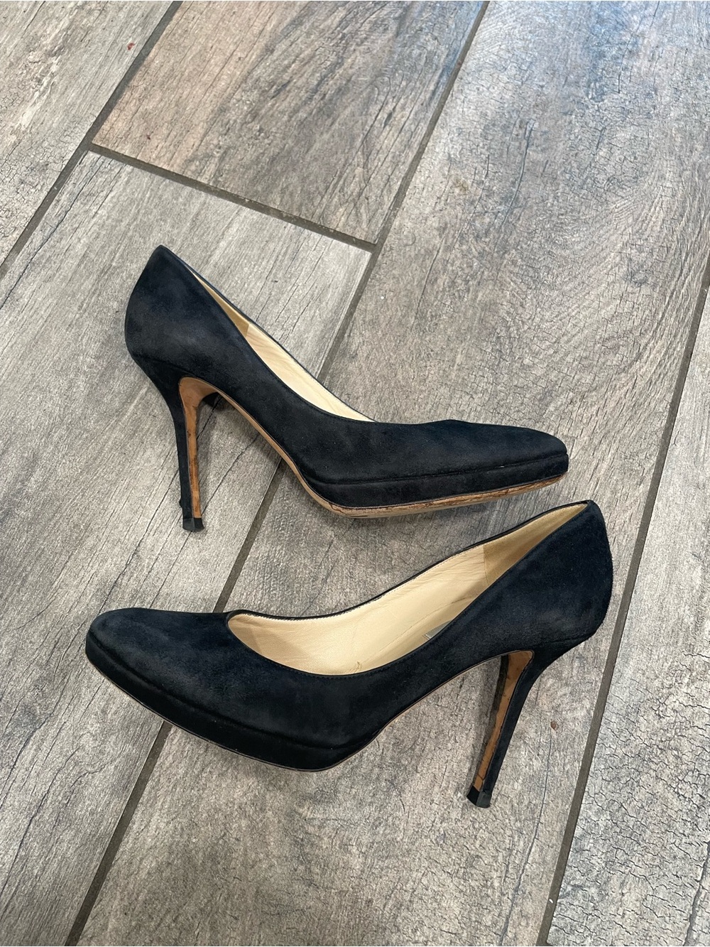 Jimmy Choo Black Suede Pointed-Toe Stiletto Pumps - Picture 9 of 16